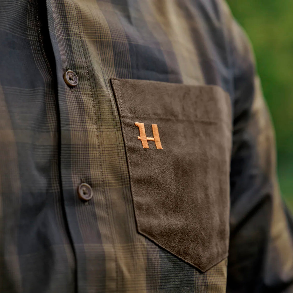 Härkila - Akkan skjorte // Willow green/Shadow brown fra Härkila - billede nr. 6 hos GrejFreak.dk