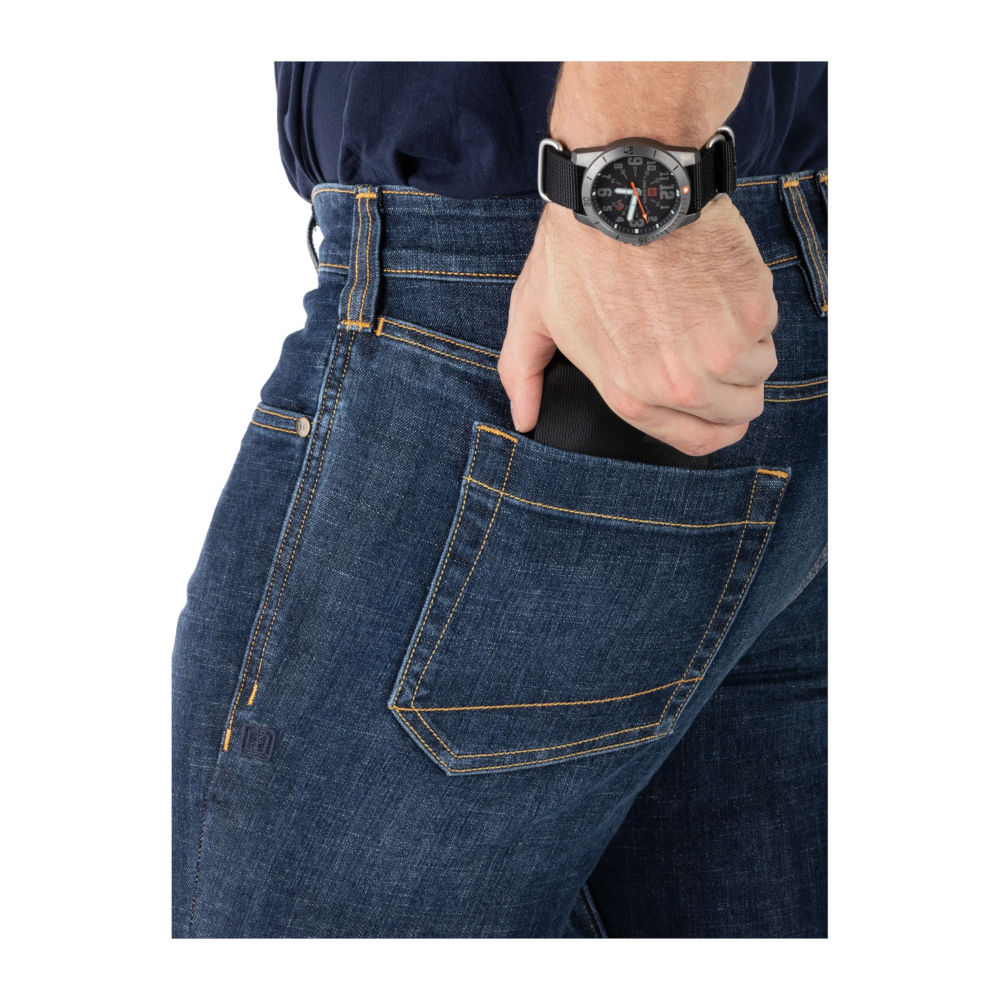 5.11 - Defender-Flex Slim Jeans Blue Wash fra 5.11 - billede nr. 5 hos GrejFreak.dk