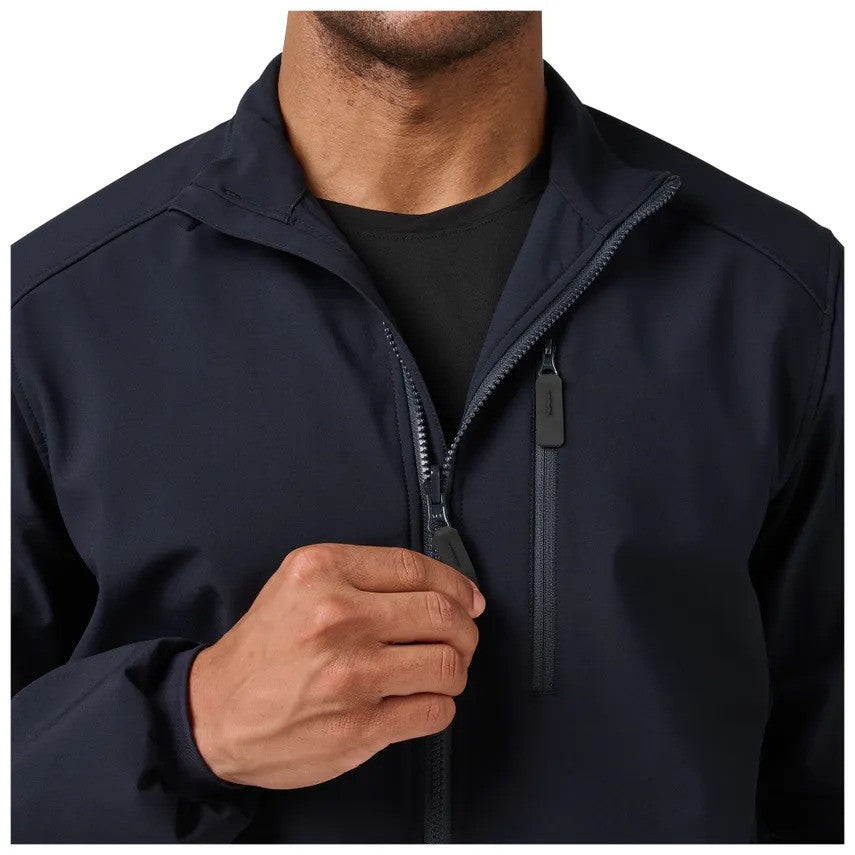 5.11 - Duty Softshell Jakke // Navy fra 5.11 - billede nr. 4 hos GrejFreak.dk