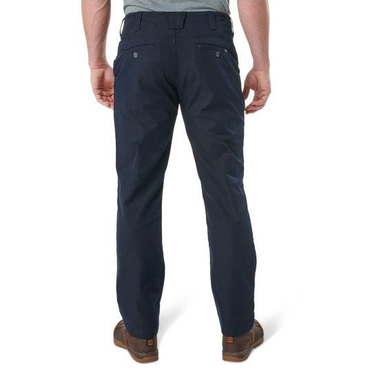 5.11 - Edge Chino Bukser - W28/L36 // Stone (070) fra 5.11 - billede nr. 2 hos GrejFreak.dk