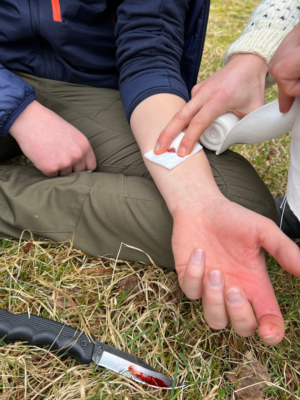 Førstehjælp og Friluftsliv - sådan håndterer du skader i naturen fra GrejFreak.dk - billede nr. 5 hos GrejFreak.dk