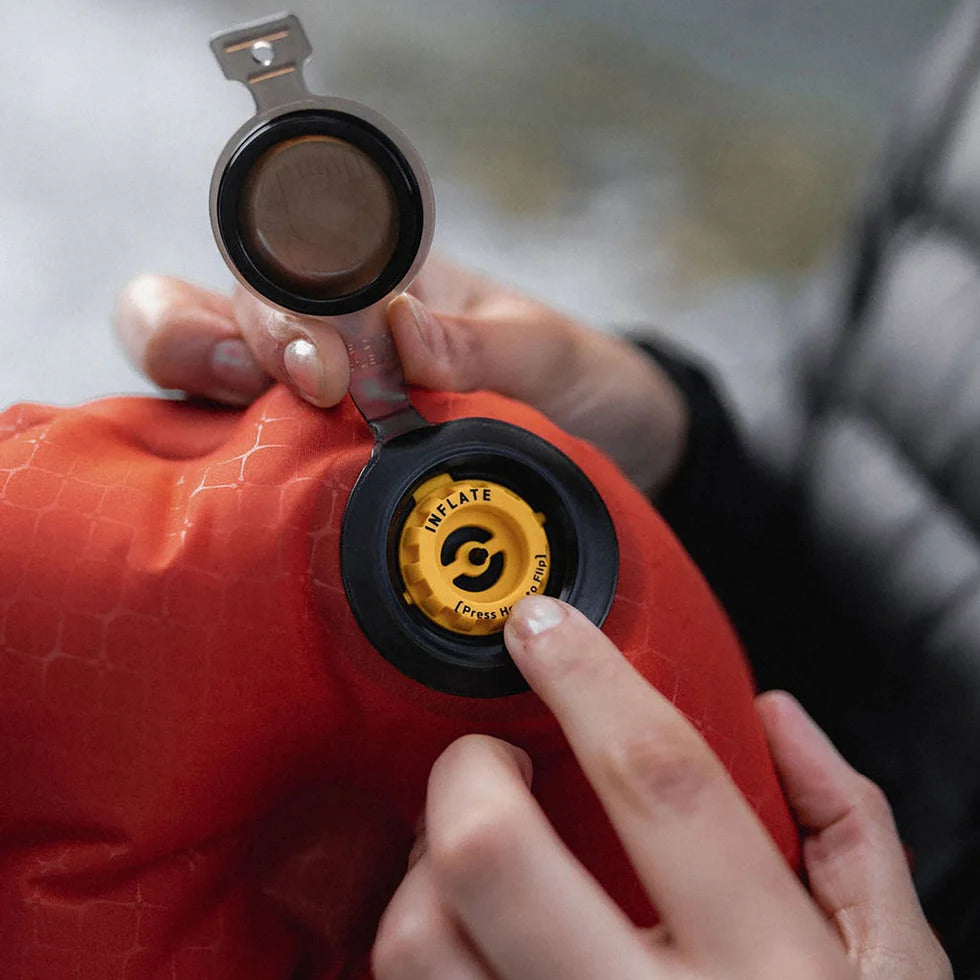 Klymit - Insulated Static V Liggeunderlag // Rød fra Klymit - billede nr. 3 hos GrejFreak.dk