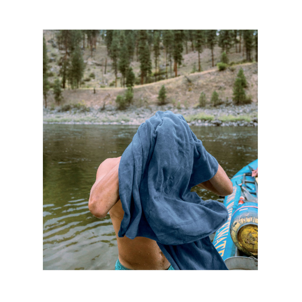 Sea To Summit - Tek Håndklæde Small // Blå fra Sea To Summit - billede nr. 2 hos GrejFreak.dk