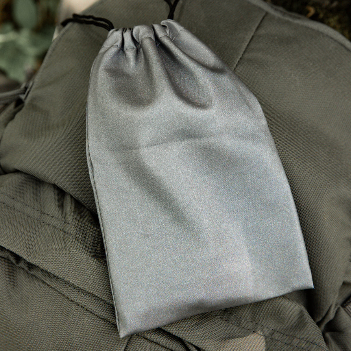 Sunny Hiker - DIY Bushcraft Bålstativ fra Sunny Hiker - billede nr. 3 hos GrejFreak.dk