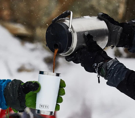 YETI - Rambler Jug 1,9L // Sort fra YETI - billede nr. 6 hos GrejFreak.dk