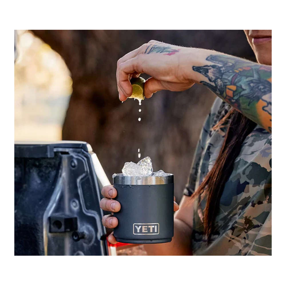 YETI - Rambler Lowball Kop 2.0 296ml // Sort fra YETI - billede nr. 8 hos GrejFreak.dk