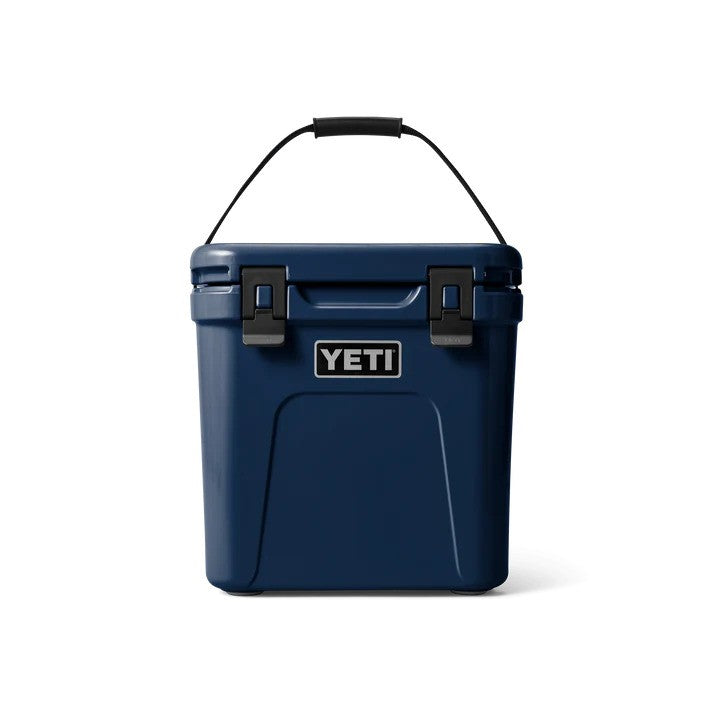 YETI - Roadie 24 Køleboks 2.0 // Navy fra YETI - billede nr. 2 hos GrejFreak.dk