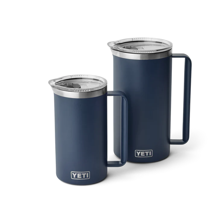 YETI - Rambler Pitcher Kande 1L // Navy fra YETI - billede nr. 7 hos GrejFreak.dk