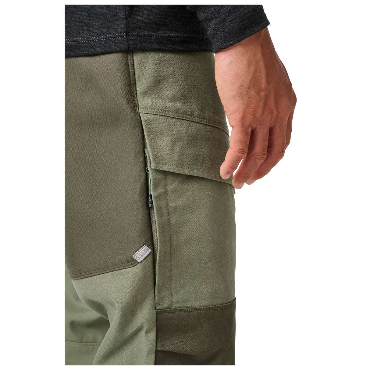 5.11 - Peak Cargo Pant // Tank Green/Ranger Green fra 5.11 - billede nr. 2 hos GrejFreak.dk