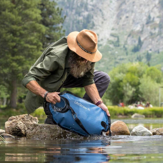 LifeStraw - Peak Large Gravity Vandfilter System 8L // Blå fra LifeStraw - billede nr. 4 hos GrejFreak.dk