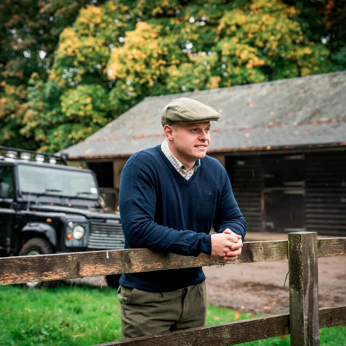 Seeland - Pine V-Neck Pullover // Dark Sapphine fra Seeland - billede nr. 2 hos GrejFreak.dk