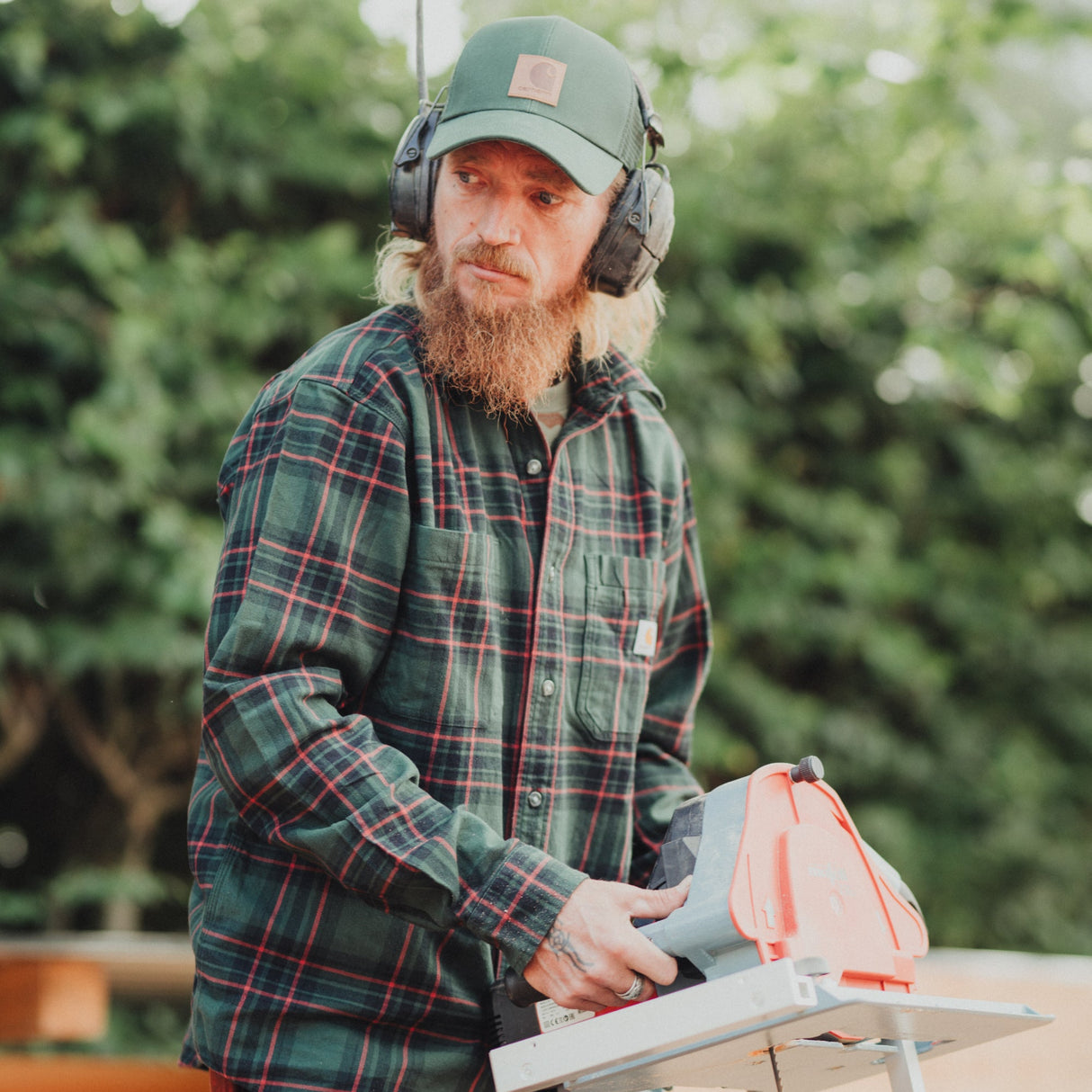 Carhartt - Langærmet Flannel Skjorte // Forestry Green / Amber Terrain