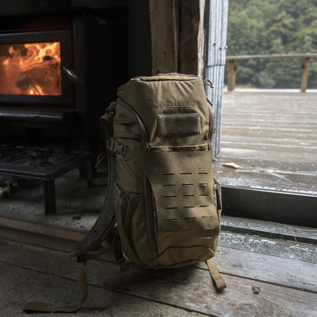 Eberlestock - Bandit Pack Militærrygsæk (15,5L) // Sand / Dry Earth fra Eberlestock - billede nr. 3 hos GrejFreak.dk