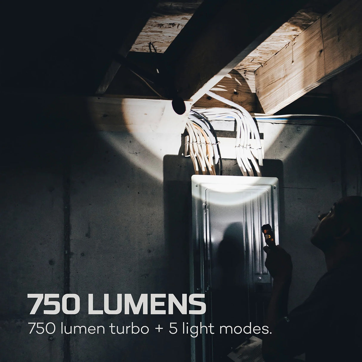 Nebo - Master Series FL750 Genopladelig Lommelygte 750 Lumen fra NEBO - billede nr. 6 hos GrejFreak.dk