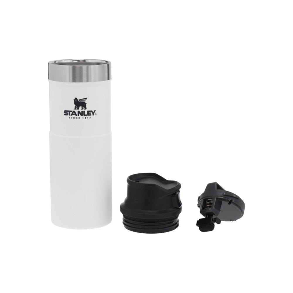 Stanley - Trigger-Action Travel Mug 0,47L // Mørkerød fra Stanley - billede nr. 6 hos GrejFreak.dk