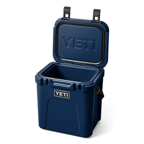 YETI - Roadie 24 Køleboks 2.0 // Navy fra YETI - billede nr. 4 hos GrejFreak.dk