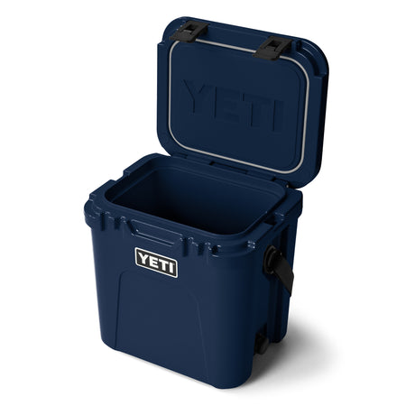 YETI - Roadie 24 Køleboks 2.0 // Navy fra YETI - billede nr. 4 hos GrejFreak.dk