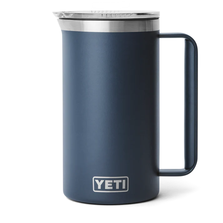 YETI - Rambler Pitcher Kande 1L // Navy fra YETI - billede nr. 1 hos GrejFreak.dk
