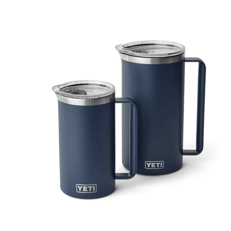 YETI - Rambler Pitcher Kande 1L // Navy fra YETI - billede nr. 7 hos GrejFreak.dk