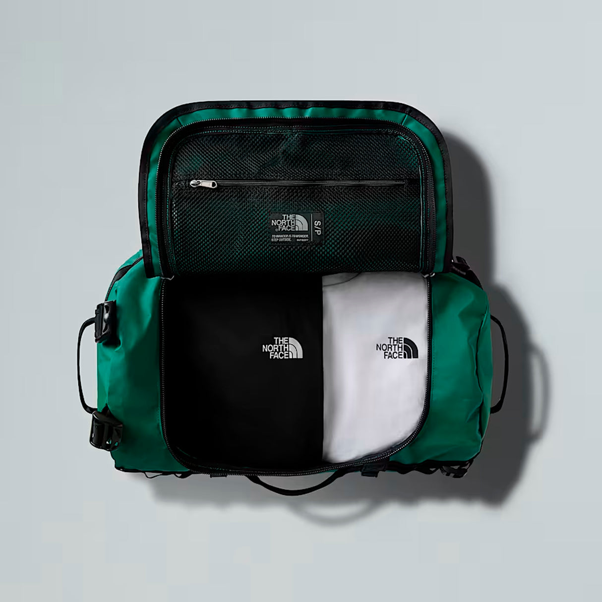 The North Face - Base Camp Duffel Bag Small 50L // Evergreen fra The North Face - billede nr. 6 hos GrejFreak.dk