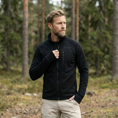 Marselis - Merino Stretch Jakke // Sort fra Marselis - billede nr. 1 hos GrejFreak.dk