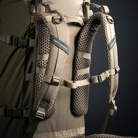 Eberlestock - Brute 4500 Rygsæk // Dry Earth fra Eberlestock - billede nr. 3 hos GrejFreak.dk