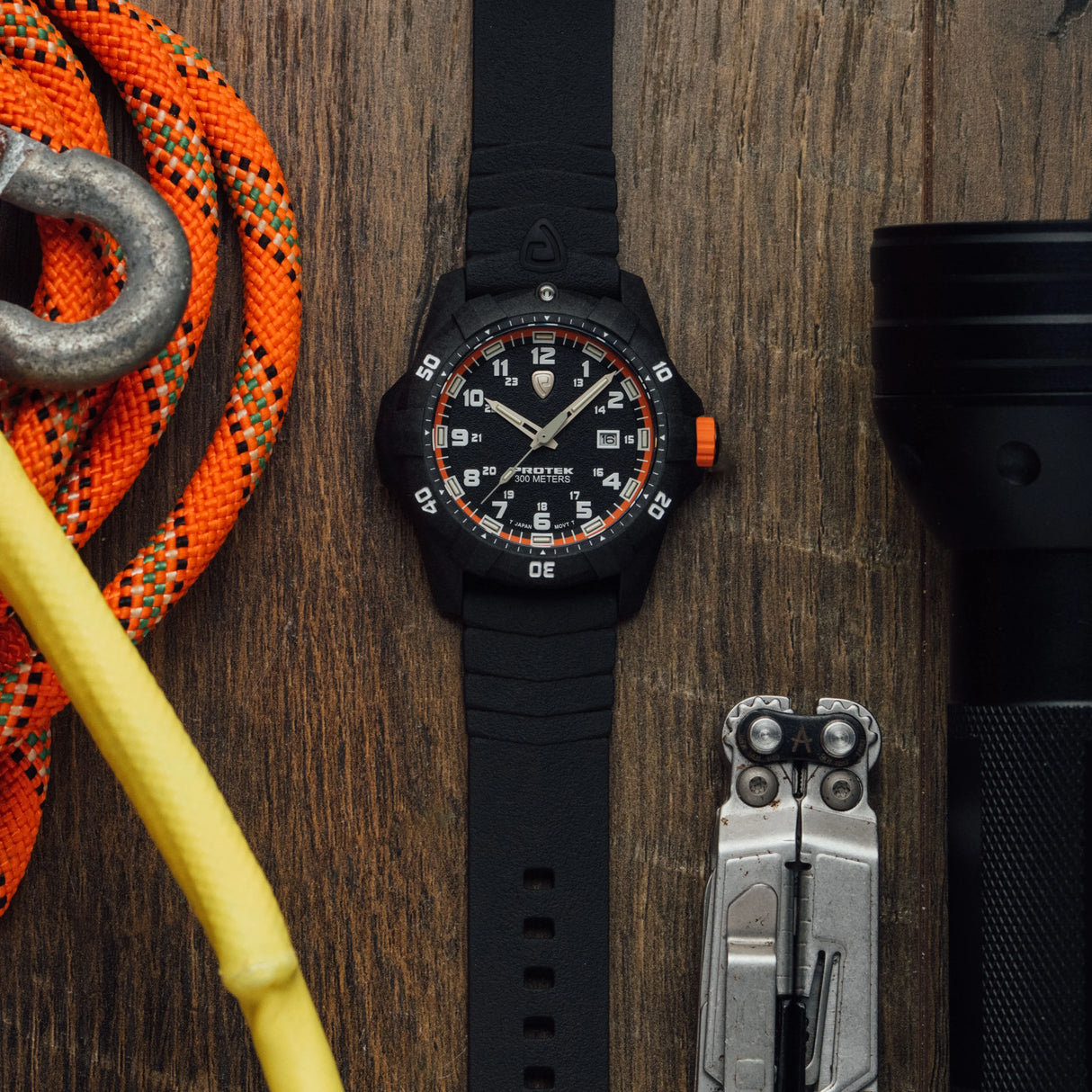 ProTek - PT1004 42 mm Outdoor Ur // Sort & Orange fra ProTek - billede nr. 8 hos GrejFreak.dk