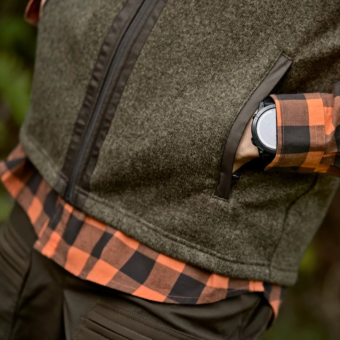 Härkila - Kalix Fleece Vest // Willow green & Shadow brown fra Härkila - billede nr. 4 hos GrejFreak.dk