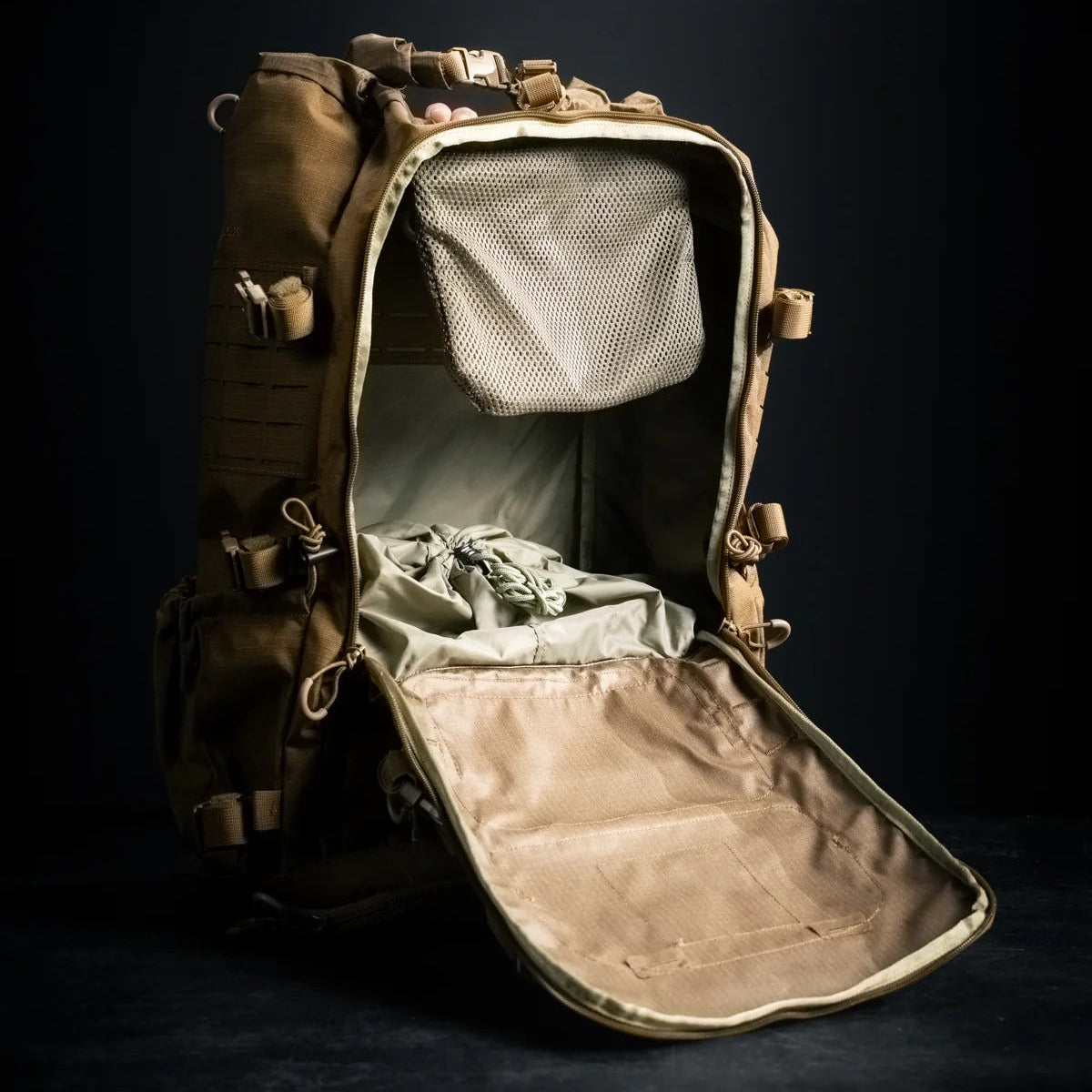 Eberlestock - Mission Ruck Rygsæk 80L // Multicam fra Eberlestock - billede nr. 10 hos GrejFreak.dk