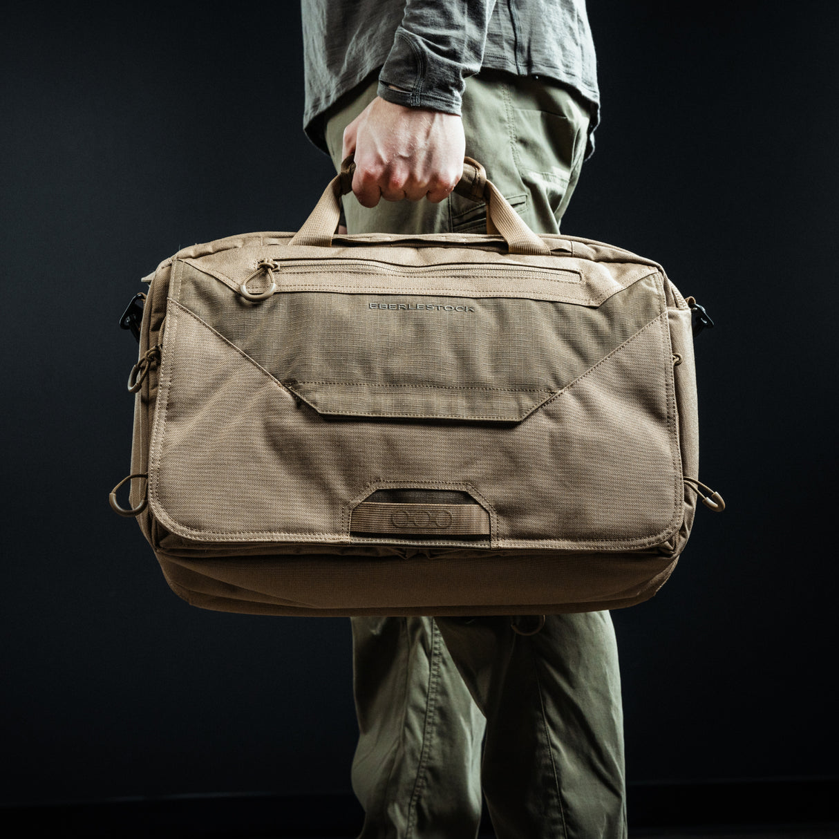 Eberlestock - Executive Brief Skuldertaske 17L // Grå
